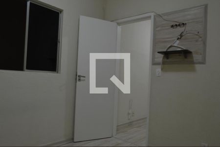 Quarto 1 de casa para alugar com 2 quartos, 45m² em Curicica, Rio de Janeiro