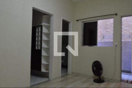 Sala de casa para alugar com 2 quartos, 45m² em Curicica, Rio de Janeiro