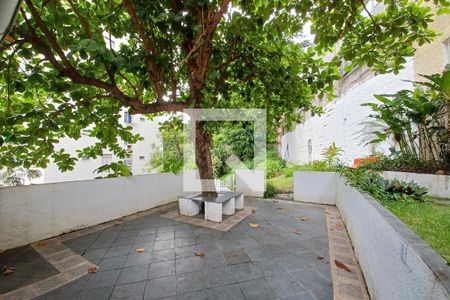 Apartamento à venda com 67m², 2 quartos e 1 vaga Apartamento à venda com 67m², 2 quartos e 1 vagaÁrea Verde - Churrasqueira