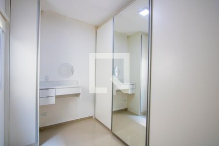 Quarto 2 de apartamento para alugar com 2 quartos, 90m² em Vila Assunção, Santo André