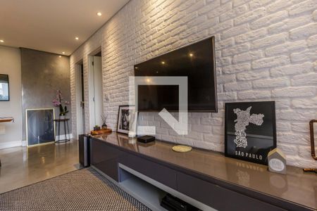 Sala de TV de apartamento para alugar com 1 quarto, 50m² em Empresarial 18 do Forte, Barueri