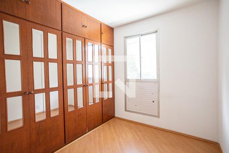 Quarto 2 de apartamento para alugar com 2 quartos, 62m² em Vila Yara, Osasco