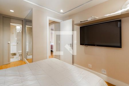 Suíte 1 de apartamento à venda com 3 quartos, 125m² em Vila Uberabinha, São Paulo