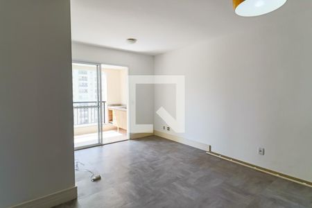 Sala de apartamento para alugar com 3 quartos, 75m² em Jardim Parque Morumbi, São Paulo