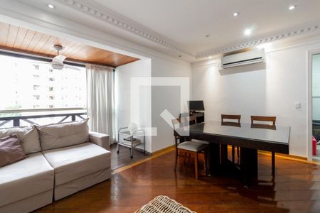 Sala de apartamento para alugar com 3 quartos, 94m² em Moema, São Paulo