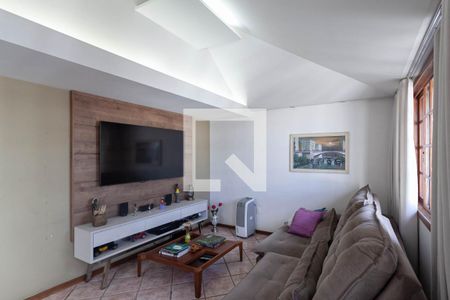 Sala 1 de casa à venda com 4 quartos, 370m² em Sinimbu, Belo Horizonte