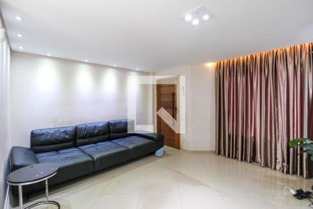 Sala de casa à venda com 3 quartos, 243m² em Vila Prudente, São Paulo