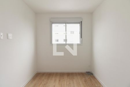 Quarto 2 de apartamento para alugar com 2 quartos, 42m² em Guaiaúna, São Paulo