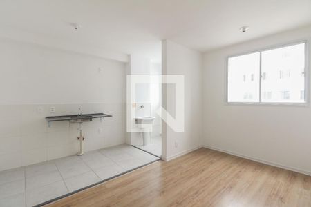 Sala  de apartamento para alugar com 2 quartos, 42m² em Guaiaúna, São Paulo