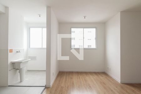 Sala  de apartamento para alugar com 2 quartos, 42m² em Guaiaúna, São Paulo