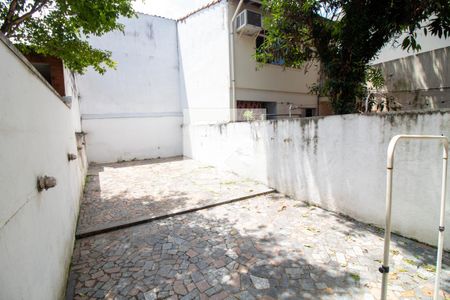 Quintal de casa à venda com 2 quartos, 100m² em Vila Cordeiro, São Paulo