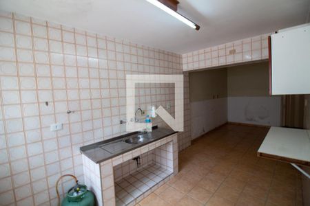 Cozinha de casa à venda com 2 quartos, 100m² em Vila Cordeiro, São Paulo