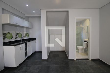 Quarto/Cozinha de kitnet/studio para alugar com 1 quarto, 30m² em Cidade Universitária, Campinas