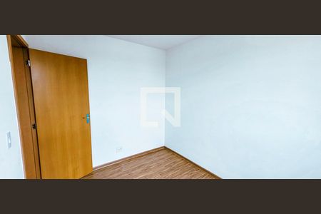 Quarto 2 de apartamento para alugar com 2 quartos, 45m² em São Gonçalo, Contagem