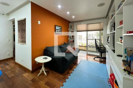 Sala de apartamento à venda com 2 quartos, 80m² em Vila Nova Conceição, São Paulo