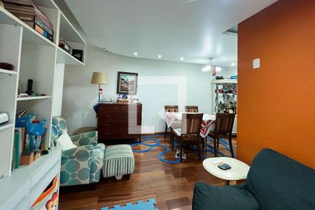 Sala de apartamento à venda com 2 quartos, 80m² em Vila Nova Conceição, São Paulo