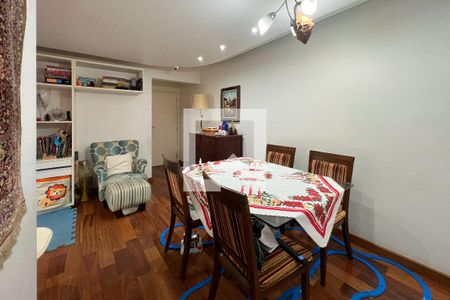 Sala de apartamento à venda com 2 quartos, 80m² em Vila Nova Conceição, São Paulo