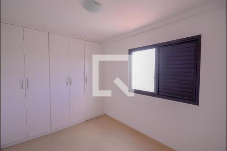 Quarto 1 de apartamento para alugar com 2 quartos, 61m² em Vila Moinho Velho, São Paulo