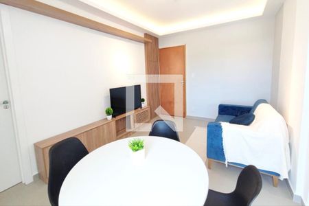 Sala de apartamento para alugar com 1 quarto, 45m² em Jardim do Trevo, Campinas