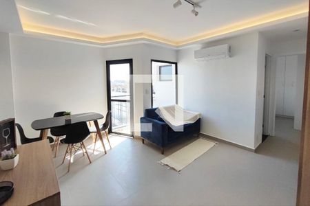 Sala de apartamento para alugar com 1 quarto, 45m² em Jardim do Trevo, Campinas