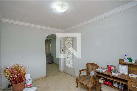 Sala 2 de casa para alugar com 4 quartos, 200m² em Palmeiras, Belo Horizonte