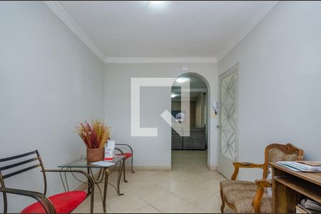 Sala 2 de casa para alugar com 4 quartos, 200m² em Palmeiras, Belo Horizonte