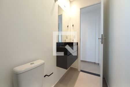 Banheiro de apartamento para alugar com 1 quarto, 45m² em Jardim do Trevo, Campinas