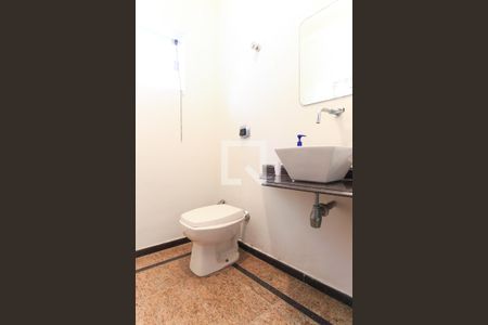 Lavabo de casa para alugar com 4 quartos, 720m² em Jardim das Colinas, São José dos Campos