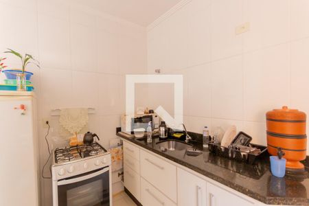 Apartamento à venda com 96m², 2 quartos e 1 vaga Apartamento à venda com 96m², 2 quartos e 1 vagaCozinha e Área de Serviço