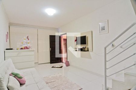 Sala de casa à venda com 2 quartos, 116m² em Vila Pereira Barreto, São Paulo