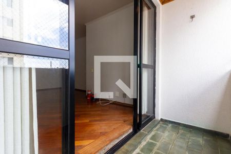 Sacada de apartamento para alugar com 2 quartos, 70m² em Vila Ipojuca, São Paulo