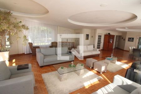 Sala 1 de casa à venda com 4 quartos, 651m² em Tristeza, Porto Alegre