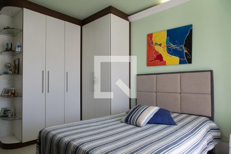 Quarto de casa de condomínio para alugar com 3 quartos, 360m² em Vargem Pequena, Rio de Janeiro