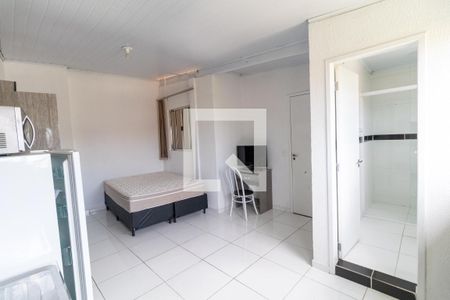 Kitnet de kitnet/studio para alugar com 0 quarto, 25m² em Jardim Peri Peri, São Paulo