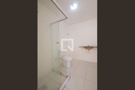 Banheiro de apartamento para alugar com 1 quarto, 32m² em Brotas, Salvador