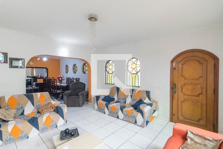 Sala de Estar de casa à venda com 3 quartos, 300m² em Vila Scarpelli, Santo André