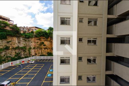 Vista de apartamento para alugar com 2 quartos, 47m² em Engenho Nogueira, Belo Horizonte