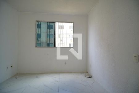 Sala  de apartamento para alugar com 2 quartos, 42m² em Sarandi, Porto Alegre