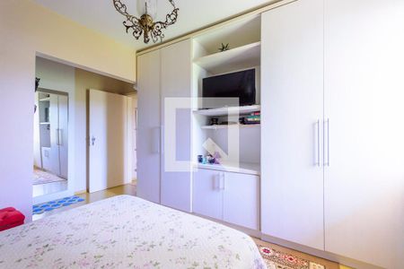 Suíte de casa à venda com 3 quartos, 240m² em Glória, Porto Alegre
