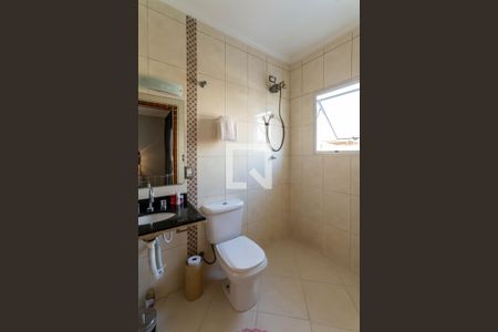 Casa à venda com 220m², 3 quartos e 4 vagas Casa à venda com 220m², 3 quartos e 4 vagasBanheiro da Suite Master