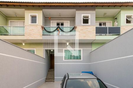 Casa à venda com 220m², 3 quartos e 4 vagas Casa à venda com 220m², 3 quartos e 4 vagasFrente