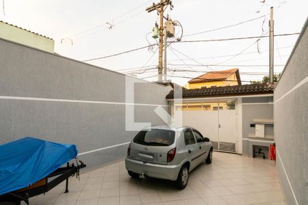 Casa à venda com 220m², 3 quartos e 4 vagas Casa à venda com 220m², 3 quartos e 4 vagasGaragem