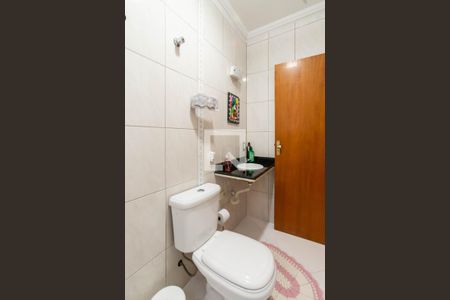 Casa à venda com 220m², 3 quartos e 4 vagas Casa à venda com 220m², 3 quartos e 4 vagasBanheiro da Suíte 2