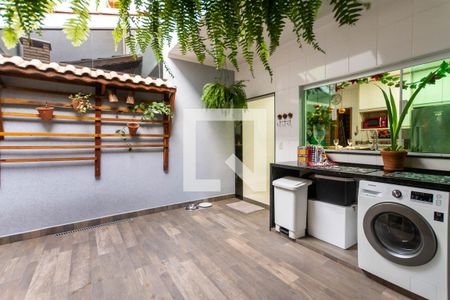 Casa à venda com 220m², 3 quartos e 4 vagas Casa à venda com 220m², 3 quartos e 4 vagasVaranda Gourmet