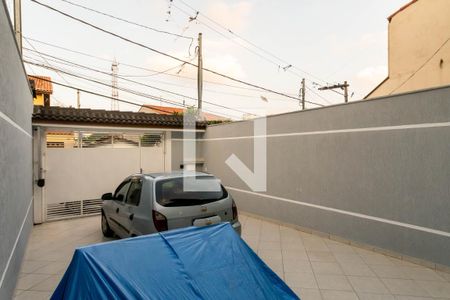Casa à venda com 220m², 3 quartos e 4 vagas Casa à venda com 220m², 3 quartos e 4 vagasGaragem