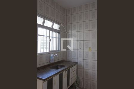 Cozinha de casa para alugar com 1 quarto, 23m² em Taboão, São Bernardo do Campo
