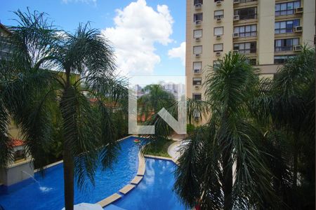 Sala _Vista  de apartamento à venda com 3 quartos, 100m² em Passo da Areia, Porto Alegre