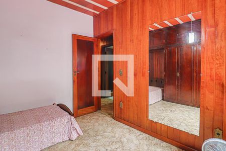 Quarto 1 de casa à venda com 4 quartos, 600m² em Santa Cruz, Belo Horizonte