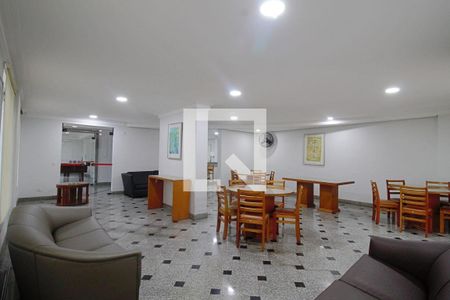 Apartamento à venda com 117m², 3 quartos e 3 vagas Apartamento à venda com 117m², 3 quartos e 3 vagasÁrea comum - Salão de festas