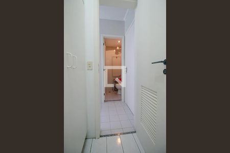 Apartamento à venda com 117m², 3 quartos e 3 vagas Apartamento à venda com 117m², 3 quartos e 3 vagasQuarto de Serviço